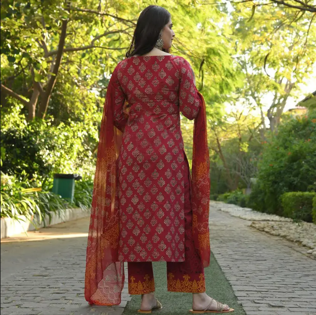 Women Viscose Rayon Kurta Pant Dupatta Set Additional Image
